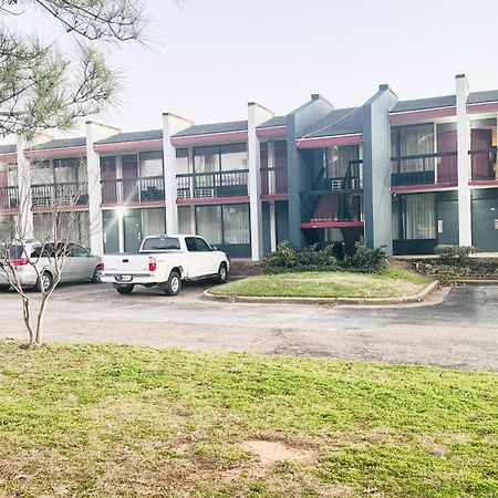 Magnuson Grand Hotel And Conference Center Tyler Exterior foto
