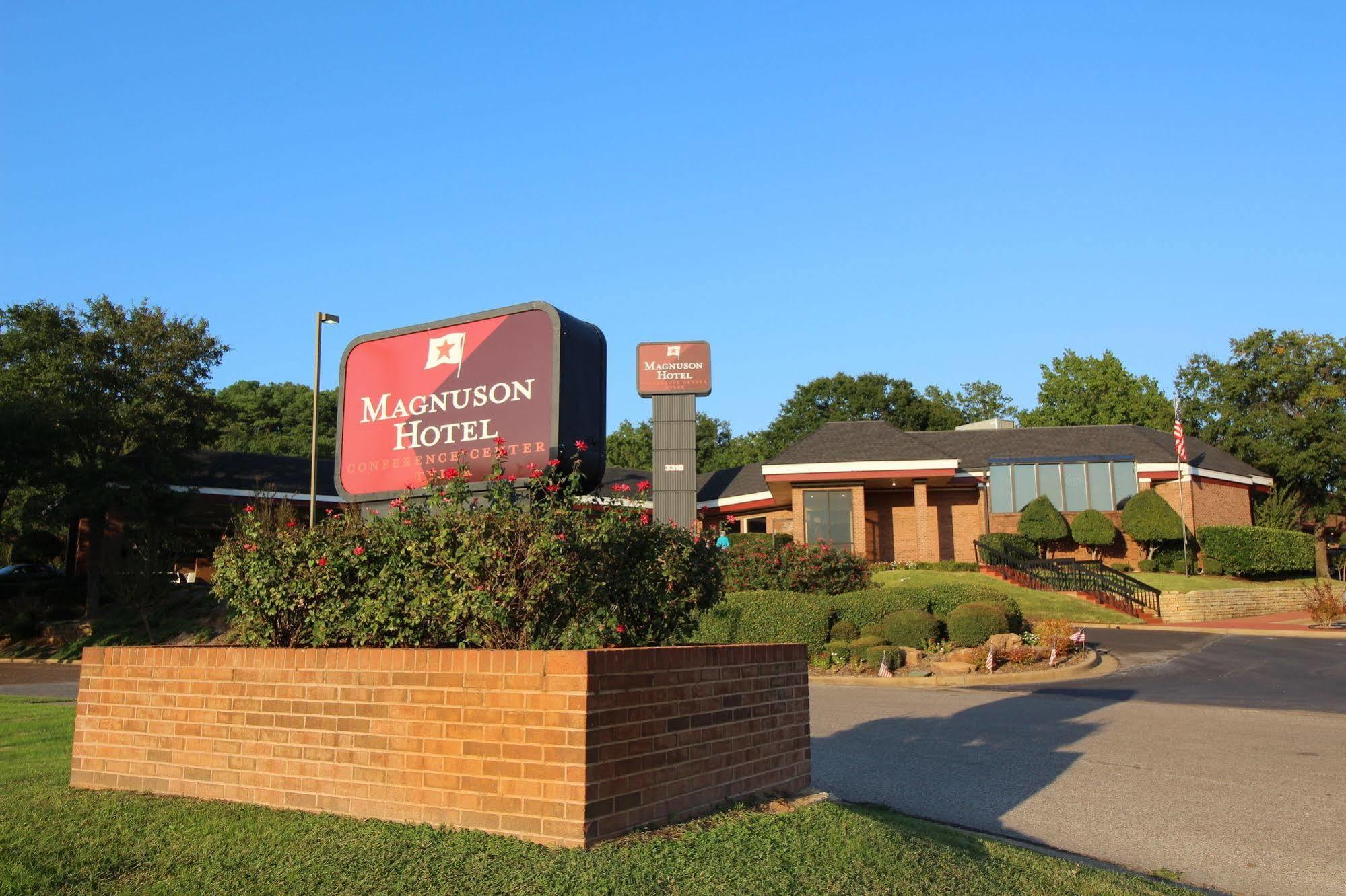 Magnuson Grand Hotel And Conference Center Tyler Exterior foto